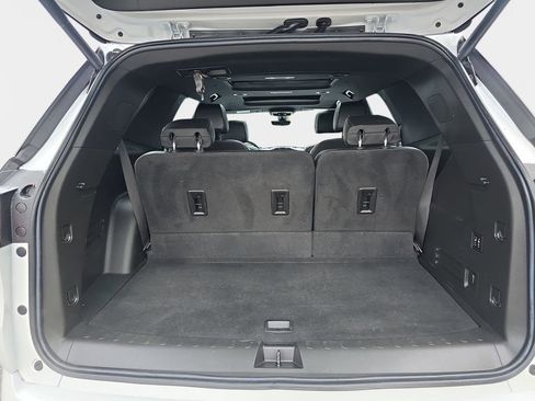 Used 2022 Chevrolet Traverse High Country image 14