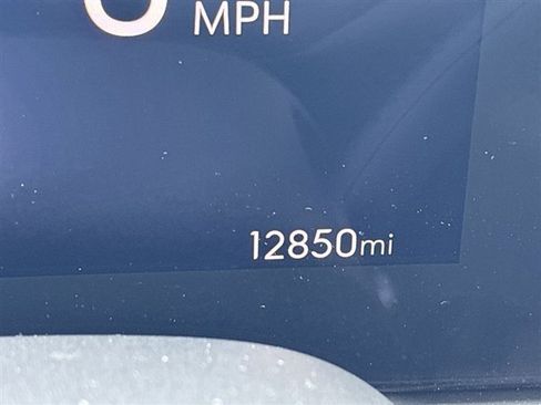 Certified 2024 Buick Encore GX Preferred w/ Comfort Package image 12