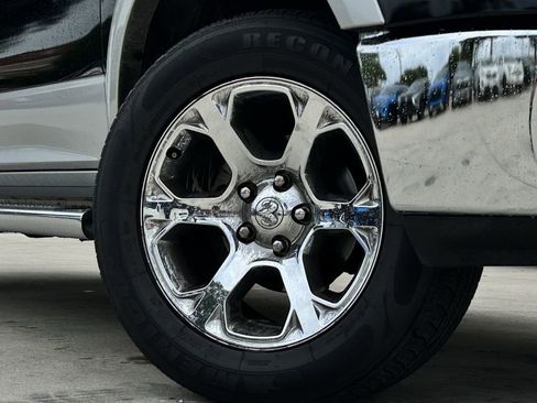 Used 2014 RAM 1500 Laramie w/ Convenience Group RWD image 11
