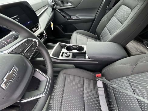 New 2026 Chevrolet Equinox LT w/ Midnight Edition FWD image 10
