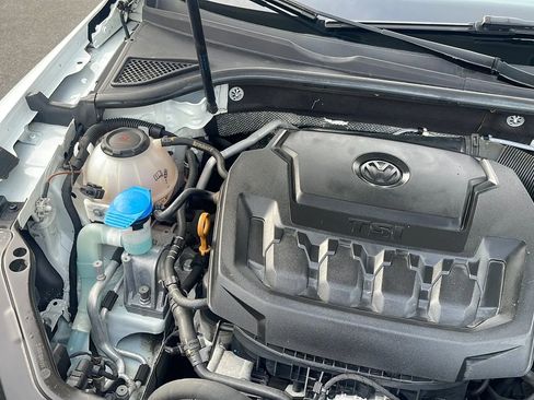 Used 2019 Volkswagen Passat 2.0T Wolfsburg w/ Wheels & Sunroof Package image 31