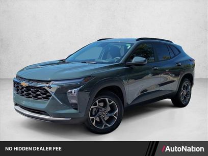 Used 2025 Chevrolet Trax LT