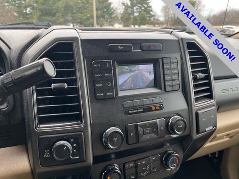 Used 2019 Ford F250 XLT w/ XLT Value Package image 15