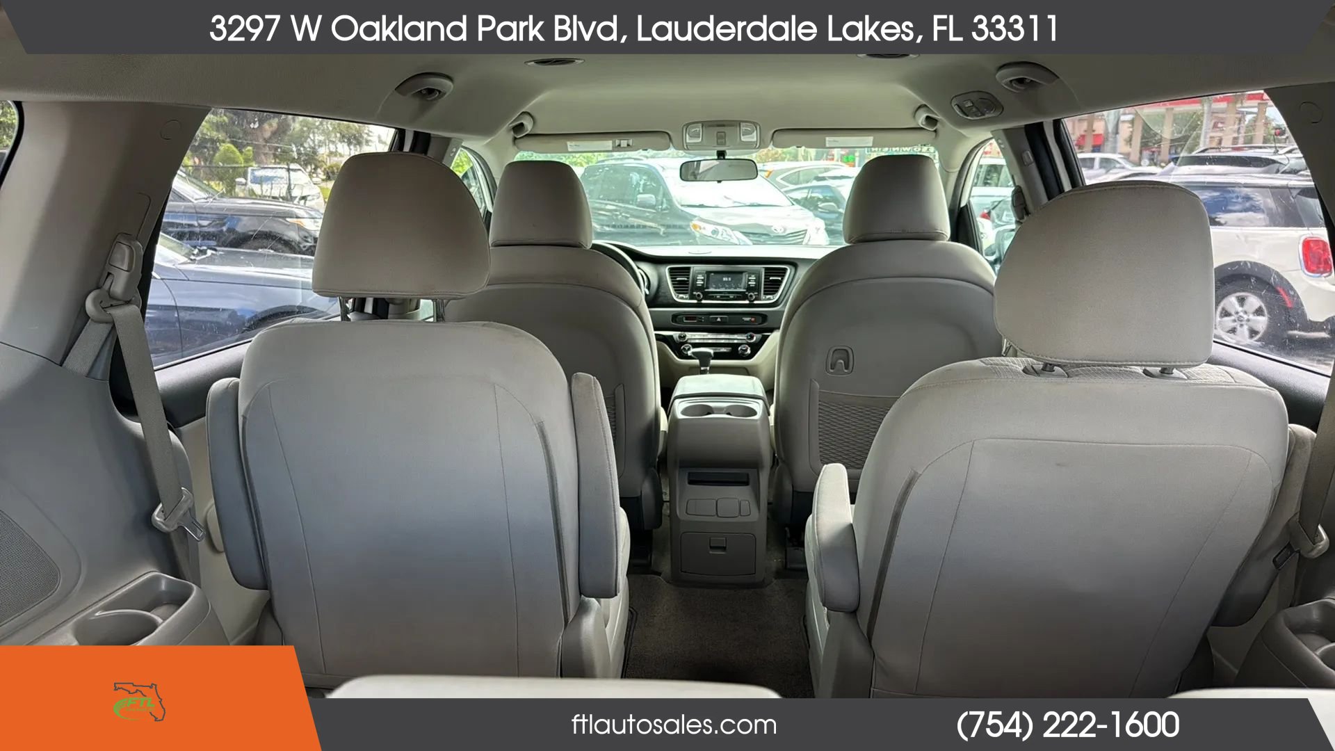 Used 2017 Kia Sedona L FWD image 32