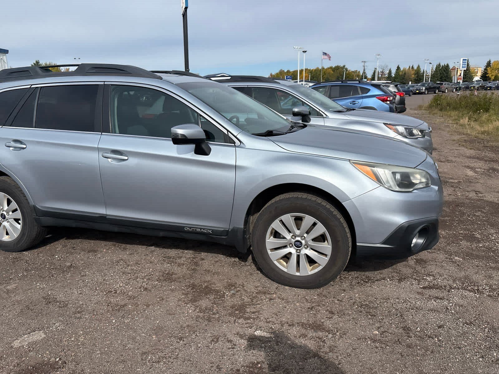 Used 2016 Subaru Outback 2.5i Premium AWD/4WD image 5