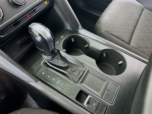 Used 2019 Volkswagen Atlas S image 19