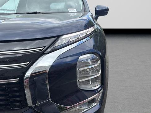 New 2026 Mitsubishi Outlander SE image 29