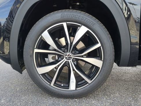New 2026 Volkswagen Atlas SEL Premium R-Line AWD/4WD image 35