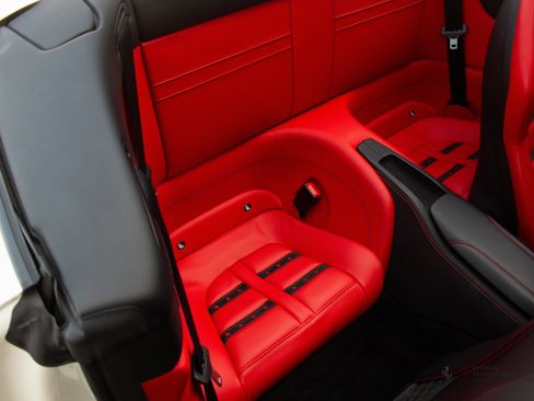 Certified 2015 Ferrari California T image 20