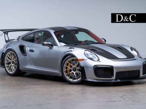 Used 2018 Porsche 911 GT2 RS w/ Weissach Package RWD image 1