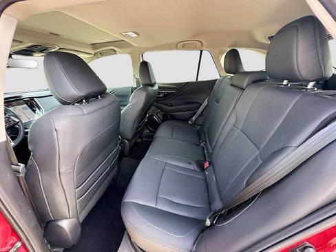 Used 2025 Subaru Outback Limited AWD/4WD image 26
