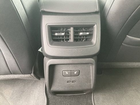 New 2026 Chevrolet Equinox EV LT image 22