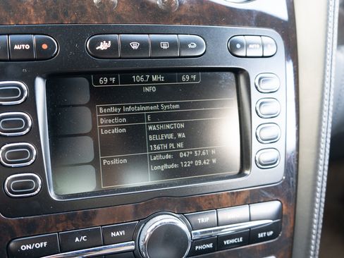 Used 2009 Bentley Continental GTC AWD/4WD image 19