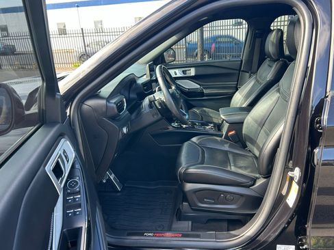 Used 2022 Ford Explorer ST w/ Equipment Group 401A AWD/4WD image 13