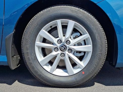 New 2026 Toyota Camry LE FWD image 7