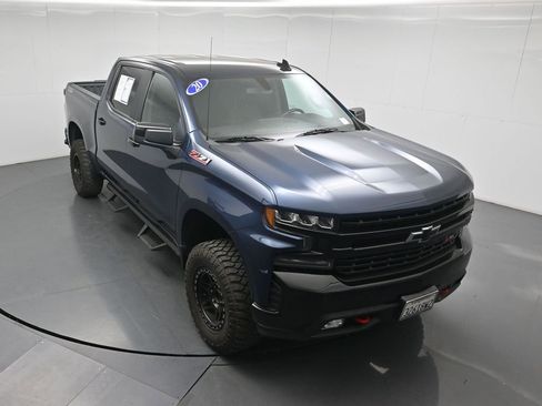 Used 2020 Chevrolet Silverado 1500 LT Trail Boss AWD/4WD image 38