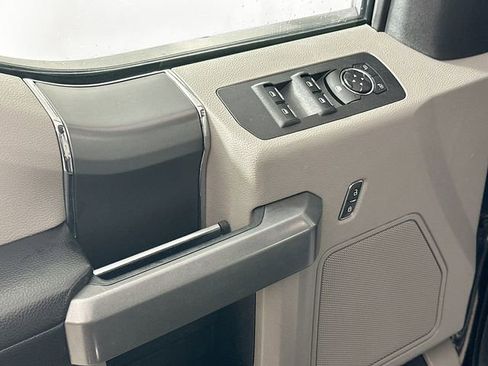 Used 2018 Ford F150 XLT w/ Equipment Group 302A Luxury image 19