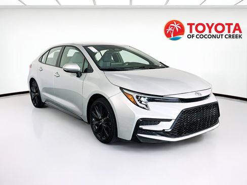 Used 2024 Toyota Corolla SE FWD image 1