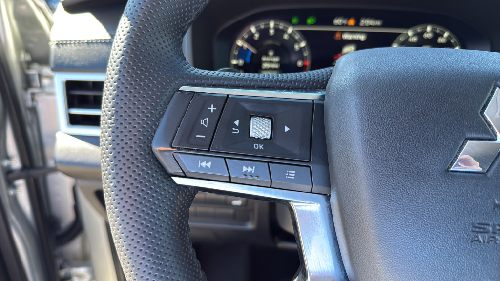 Used 2022 Mitsubishi Outlander SEL AWD/4WD image 25