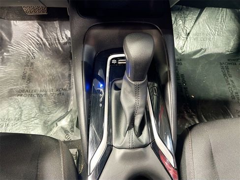Used 2024 Toyota Corolla SE image 17