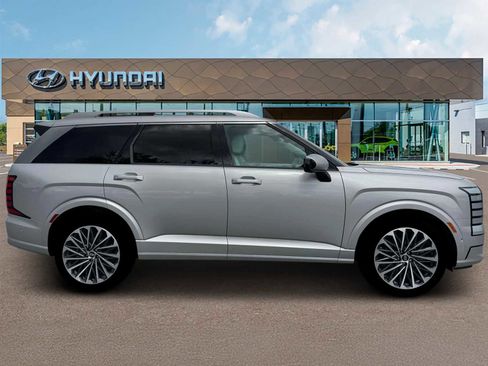 New 2026 Hyundai Palisade Calligraphy FWD image 9