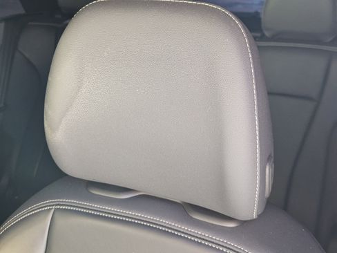 Used 2021 Audi Q8 Premium w/ Black Optic Package image 17