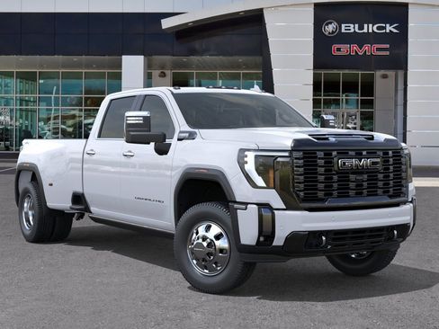 New 2026 GMC Sierra 3500 Denali Ultimate w/ LPO, Black Badging Package image 7