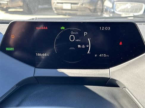 Certified 2025 Toyota Prius LE image 31