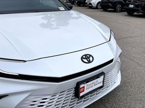 Used 2025 Toyota Camry XSE FWD image 33