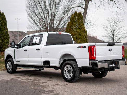 Used 2025 Ford F250 XLT image 8