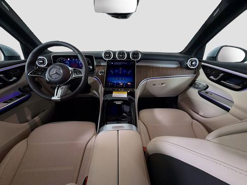 New 2026 Mercedes-Benz GLC 300 4MATIC image 9