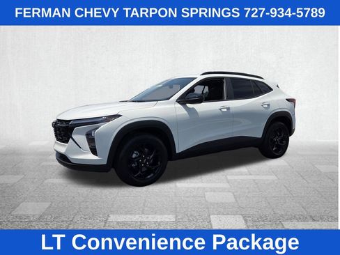 New 2026 Chevrolet Trax LT w/ Sunroof Package FWD image 5