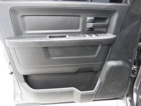 Used 2018 RAM 1500 Tradesman w/ Popular Equipment Group RWD image 18