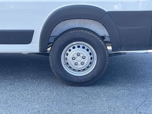 New 2025 RAM ProMaster 2500 w/ Convenience Group image 11