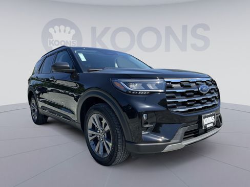 New 2026 Ford Explorer Active w/ Active Comfort Package AWD/4WD image 10