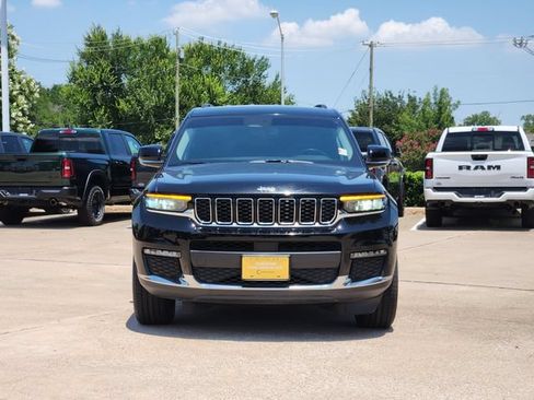 Certified 2021 Jeep Grand Cherokee L Limited AWD/4WD image 2