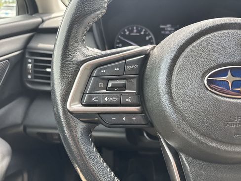 Used 2023 Subaru Outback Premium AWD/4WD image 9