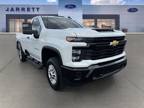 Used 2025 Chevrolet Silverado 3500 W/T AWD/4WD image 1