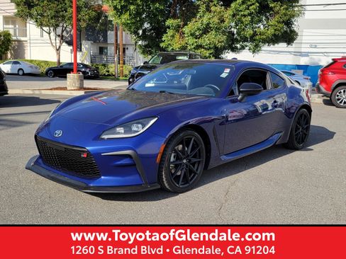 Certified 2022 Toyota GR86 Premium image 1