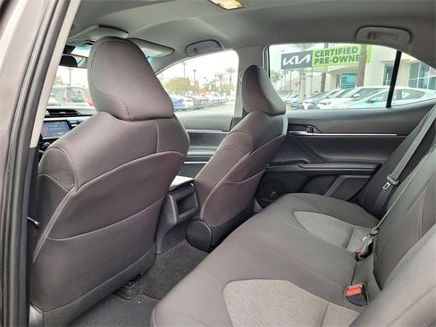Used 2019 Toyota Camry LE image 15