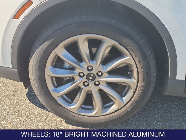 Used 2022 Lincoln Corsair AWD w/ Premium Package image 25
