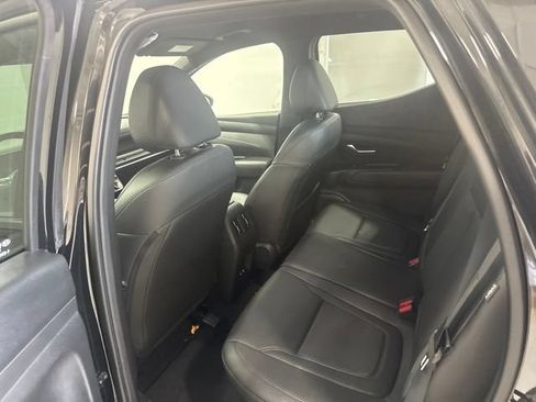 Used 2025 Hyundai Santa Cruz SEL FWD image 17