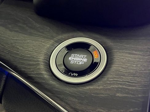 New 2025 Jeep Grand Cherokee Overland w/ Adv Protech Group III image 24