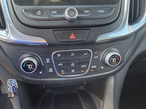 Used 2019 Chevrolet Equinox Premier AWD/4WD image 18