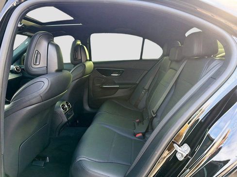 Used 2025 Mercedes-Benz C 300 Sedan image 21