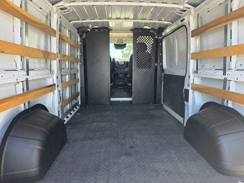 Used 2023 RAM ProMaster 2500 FWD image 16