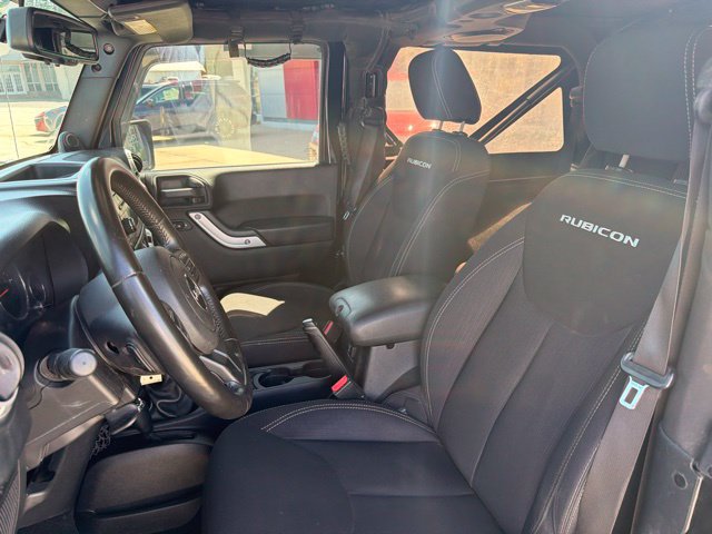 Used 2014 Jeep Wrangler Rubicon w/ Power Convenience Group AWD/4WD image 10