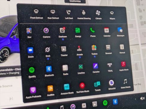 Used 2022 Tesla Model Y Performance image 9