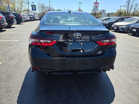 Certified 2023 Toyota Camry SE w/ Cold Weather Package AWD/4WD image 7