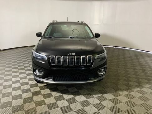 Used 2019 Jeep Cherokee Limited w/ Luxury Group AWD/4WD image 2